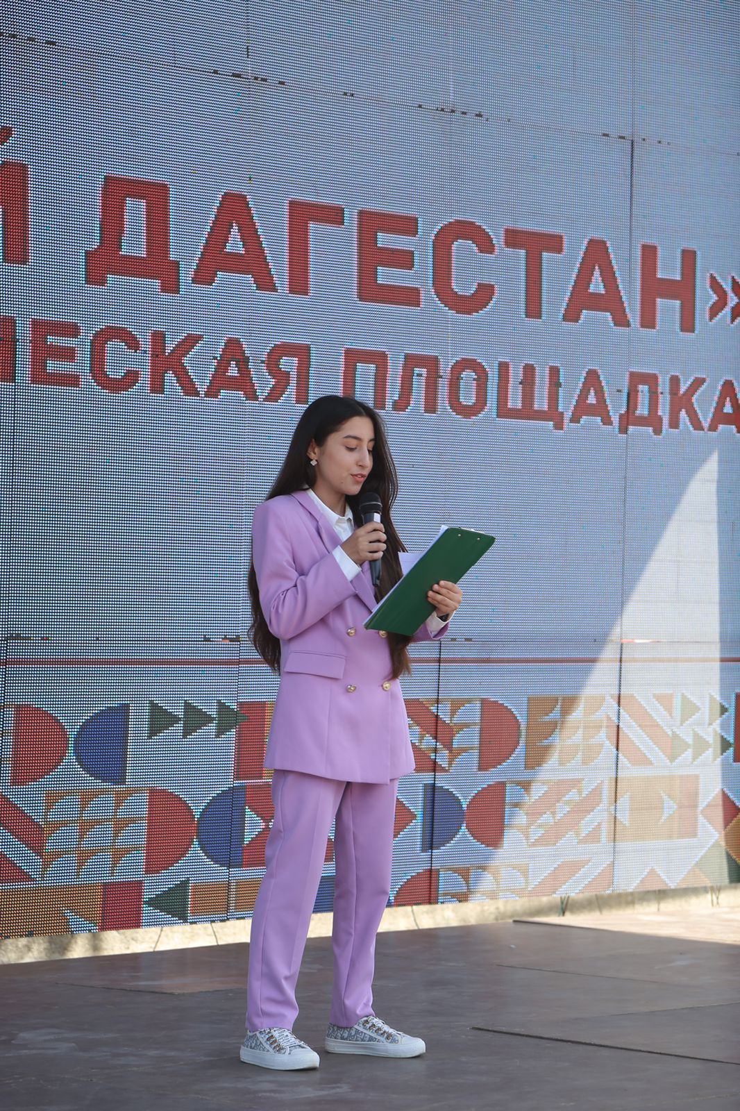 Молодёжный форум «Культурное единство и многообразие малочисленных народов Дагестана в России» продолжился поэтической площадкой «Мой Дагестан»