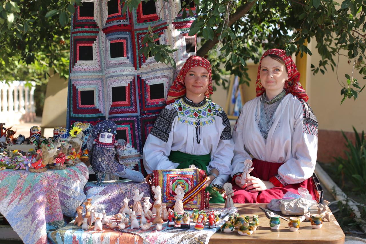 2 июля Межрегиональный фестиваль-выставка ремесел «Мастеровая России в Дагестане»