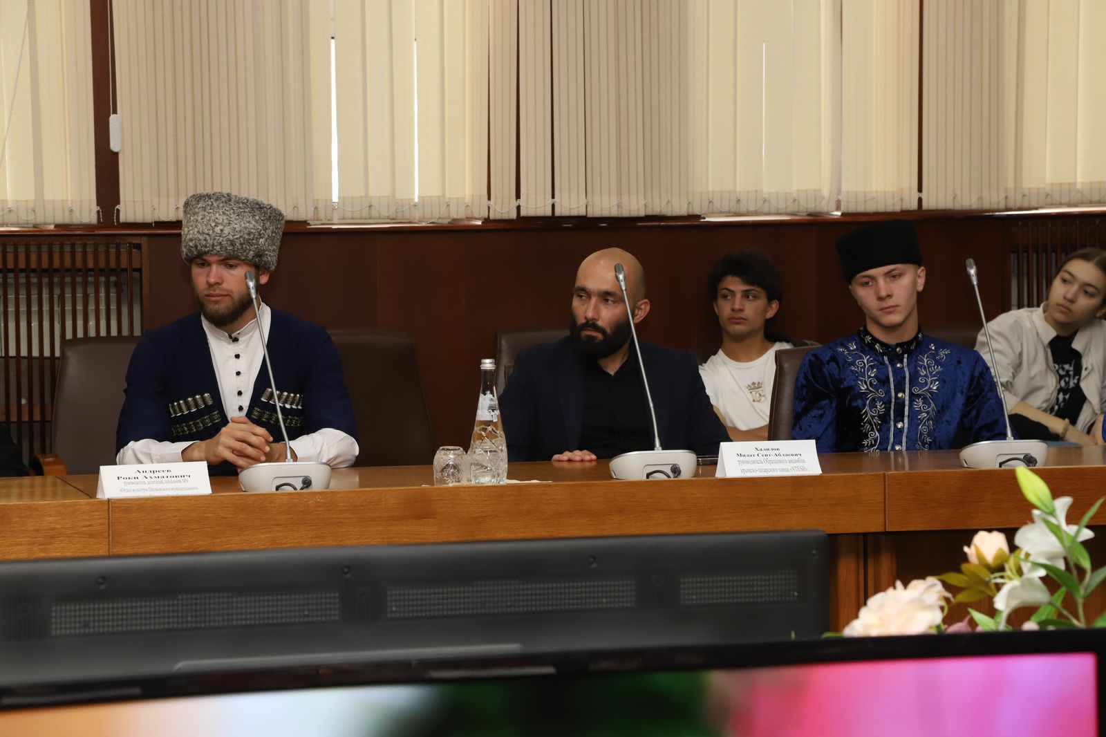 Круглый стол «Семейные традиционные ценности – основа культурно-патриотического воспитания общества»